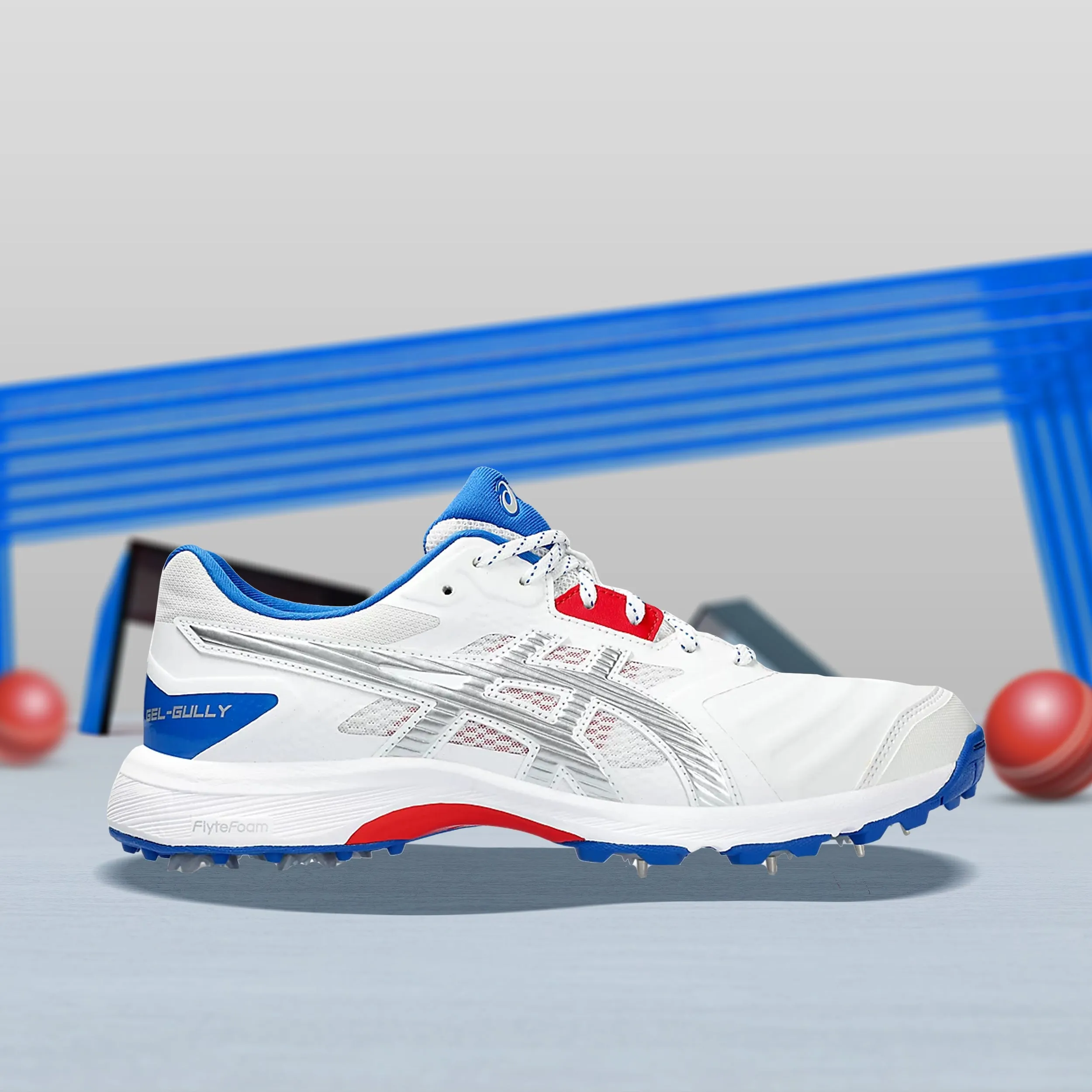 Asics Gel Gully 7 Cricket Shoes (White / Pure Silver) - DOD