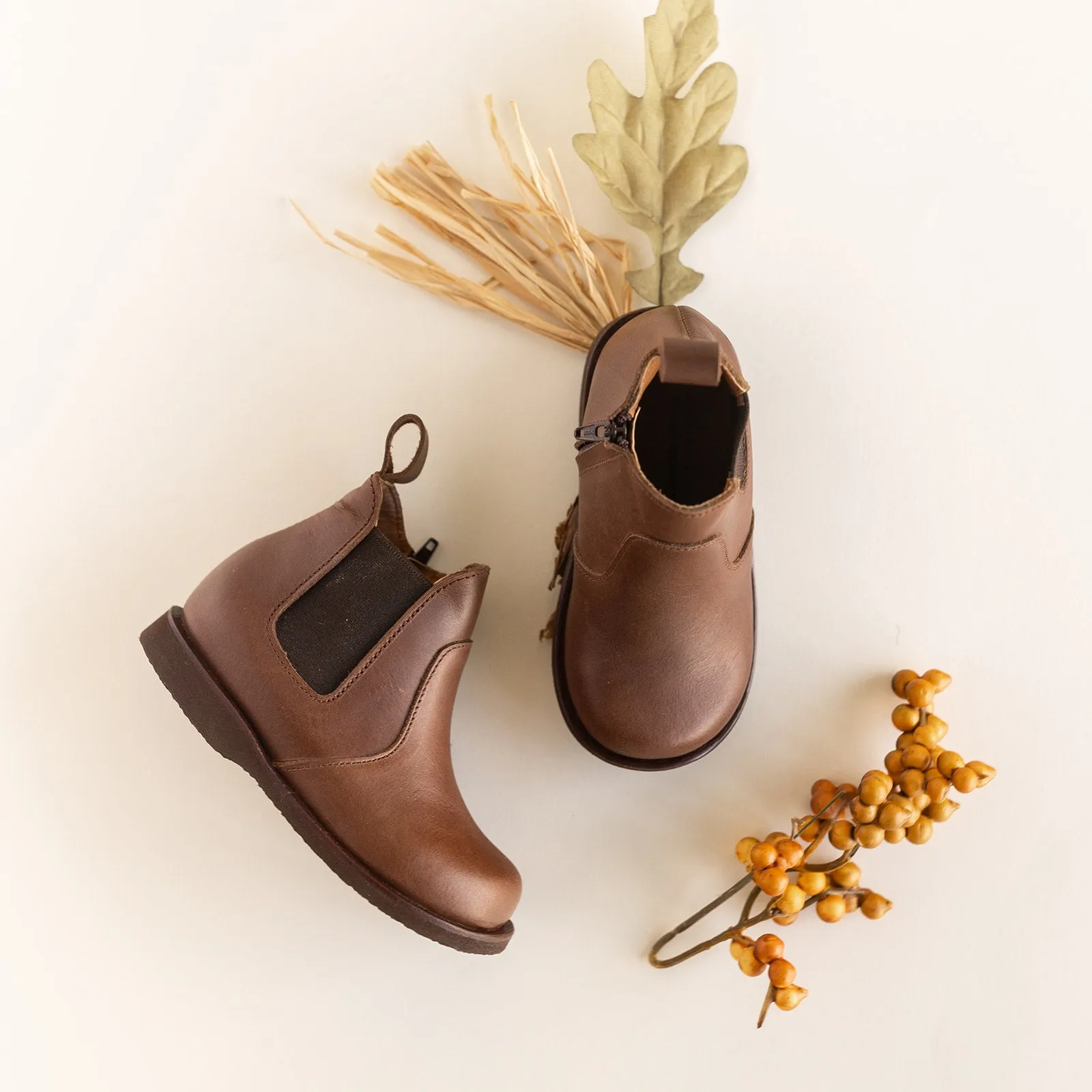 Espresso Viajero Chelsea Boot {Children's Leather Boots}