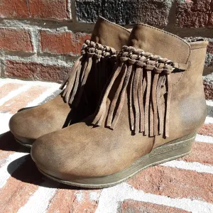 Girls Wedge Fringe Side Zip Boots | Volatile Kids | Haley