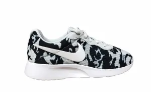 Nike scarpa fitness da donna Tajun Print 820201 010 nero