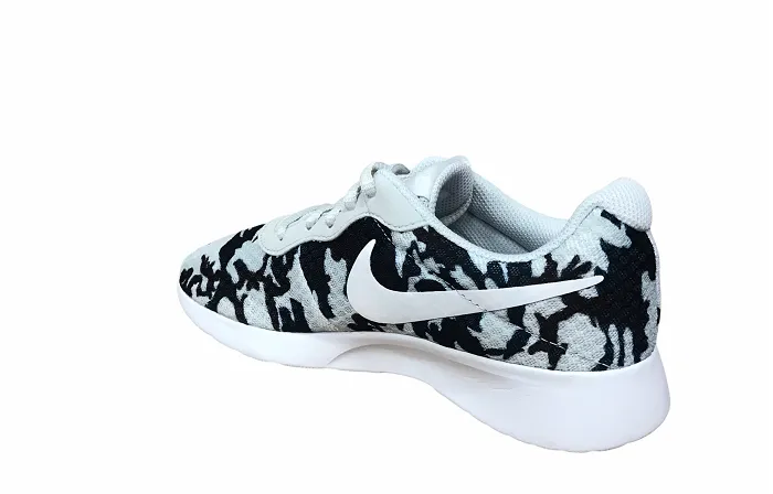 Nike scarpa fitness da donna Tajun Print 820201 010 nero