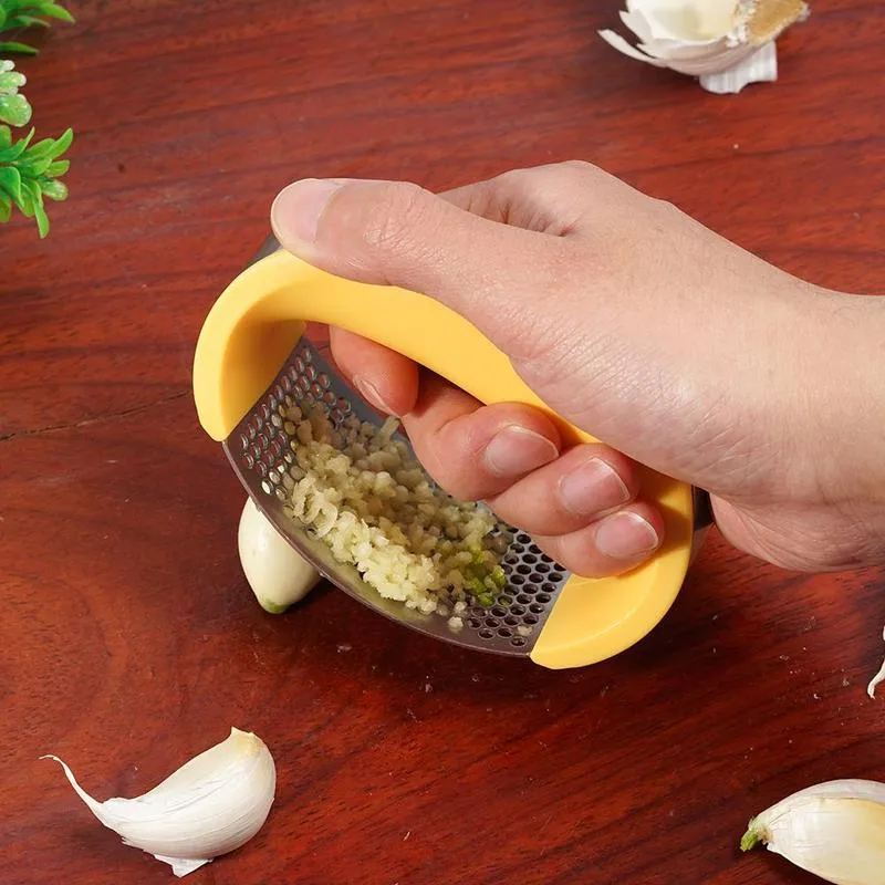 Stainless Steel Garlic Masher Garlic Press Household Manual Curve Fruit Vegetable Tools Kitchen Gadgets | Brodtica.com