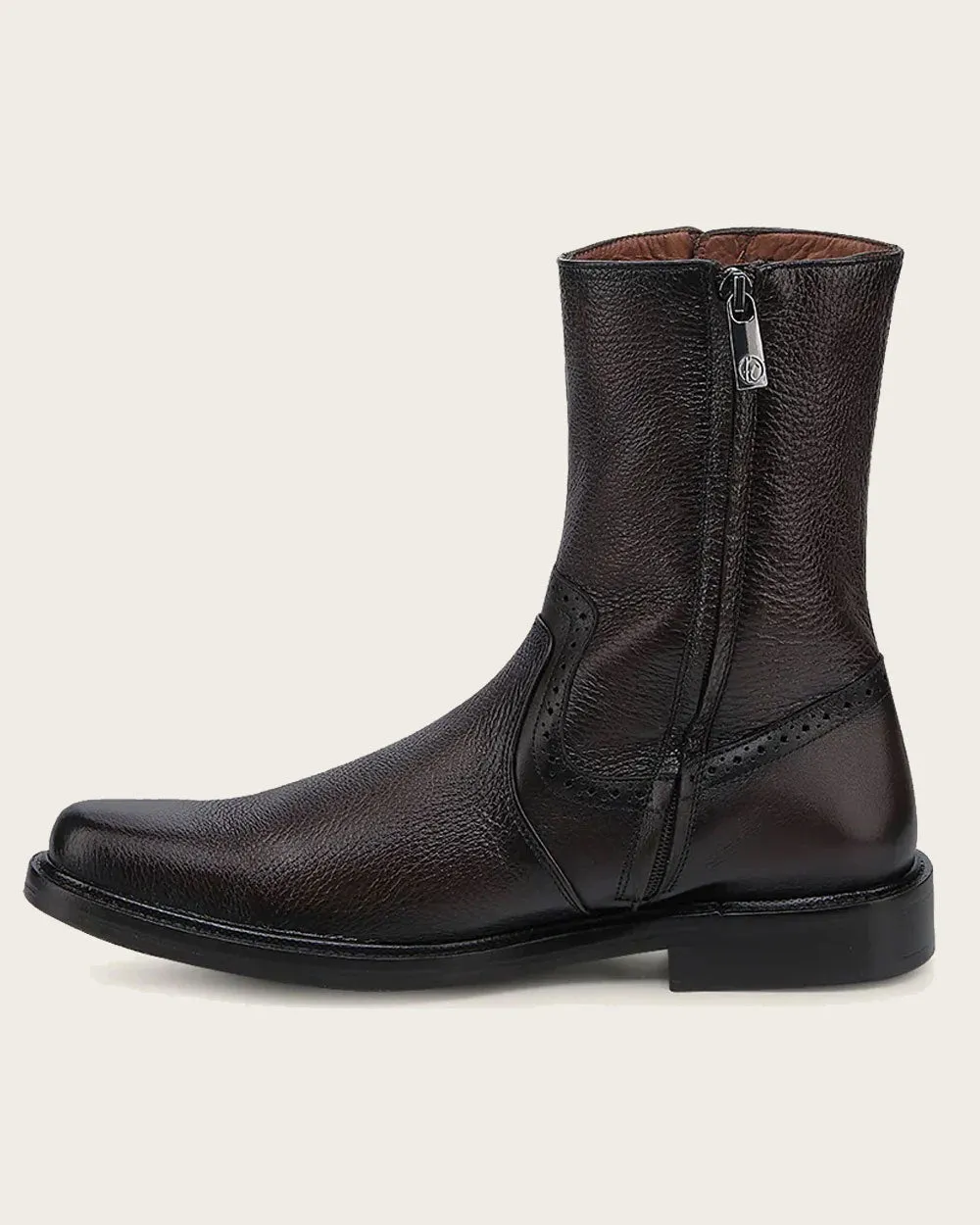 Urban dark brown boot with zippers